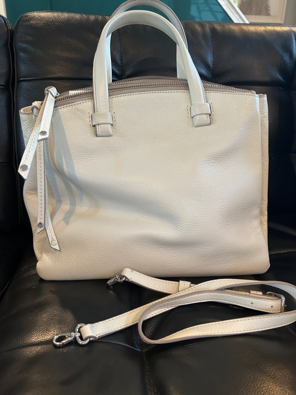 Banana Republic Leather Top-Handle Satchel in Cream - EUC